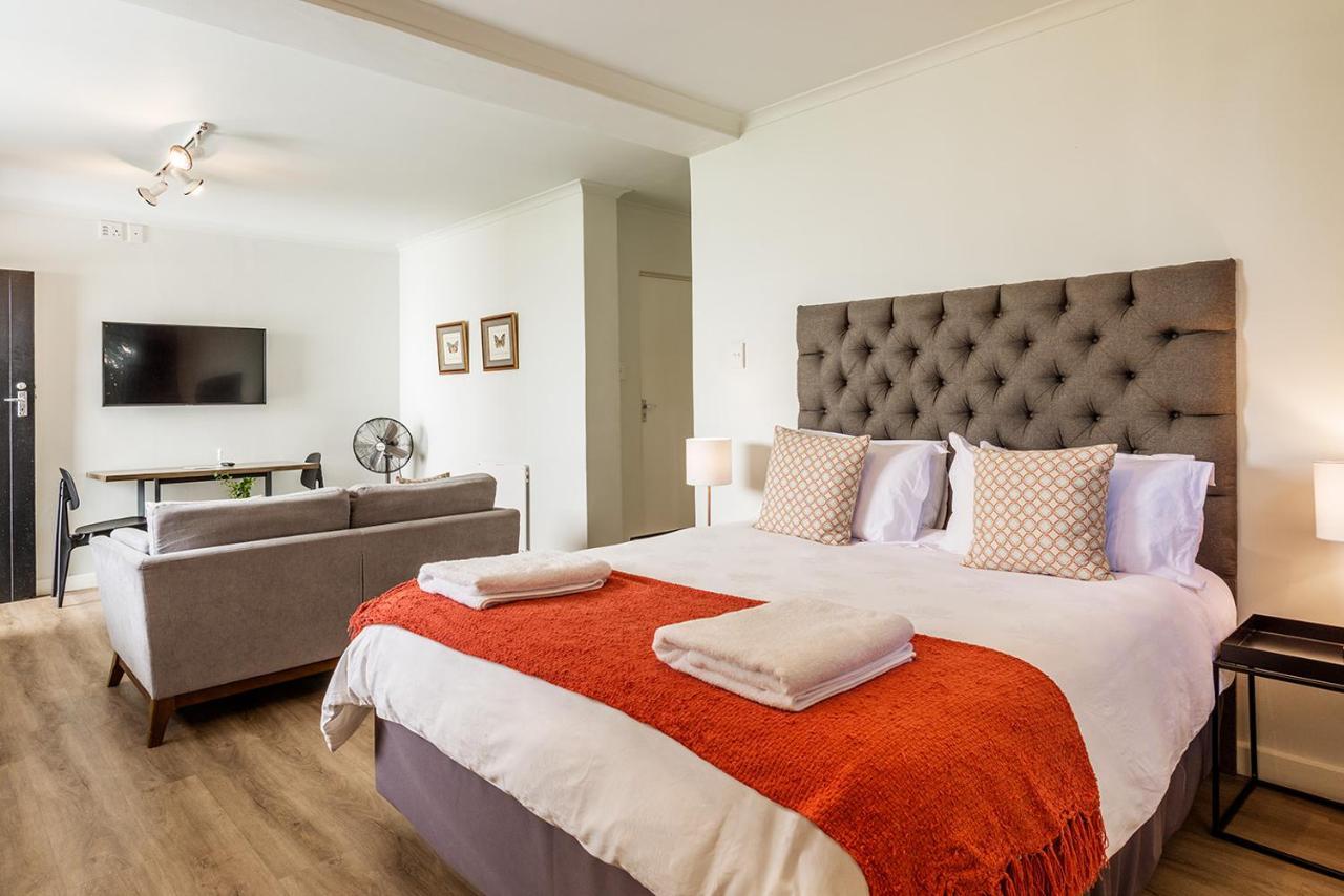 Oak Manor Hotel Fokváros Kültér fotó